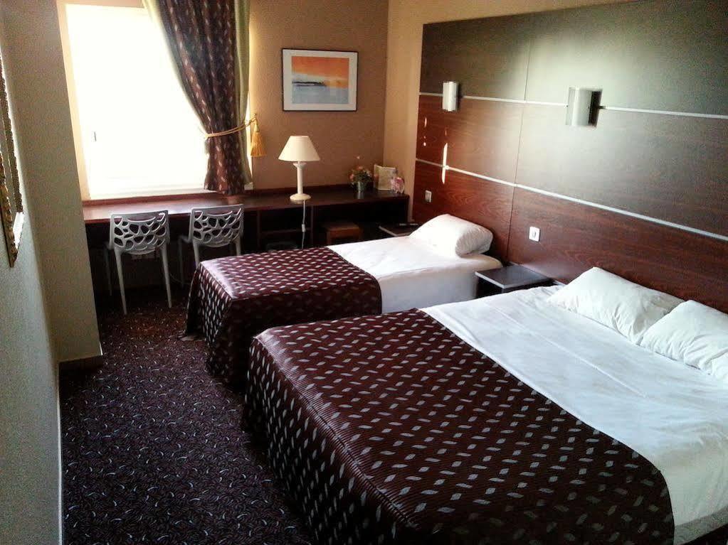 Hotel Ibis Styles Ancenis Centre Zewnętrze zdjęcie